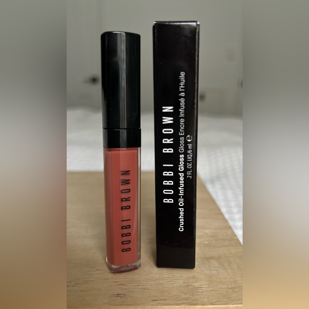 BOBBI BROWN LIP GLOSS